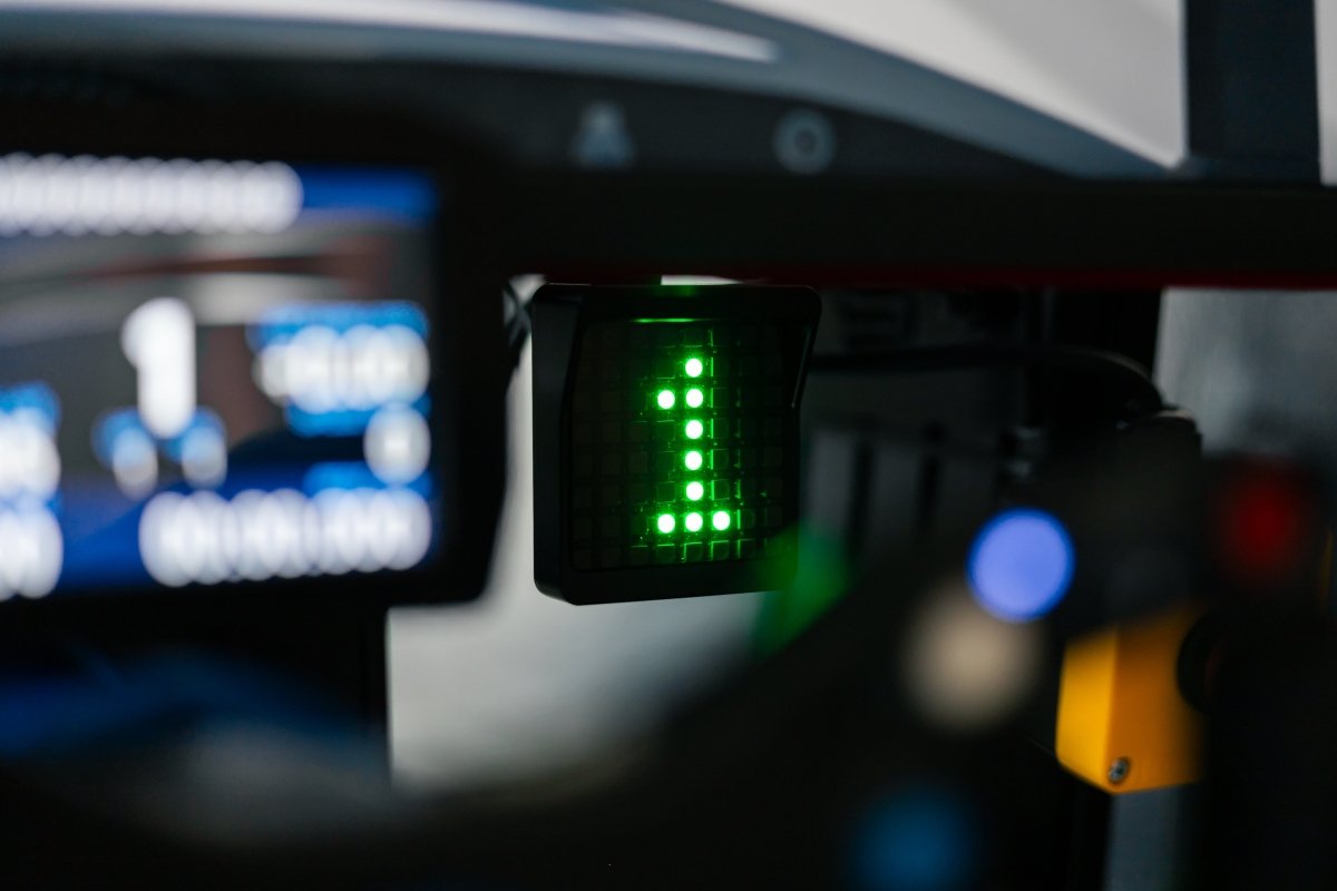 SimSmart LED Indicator - Simsbyracers